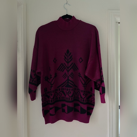 Vintage magenta aztec 3/4 sleeve sweater - Picture 2 of 6